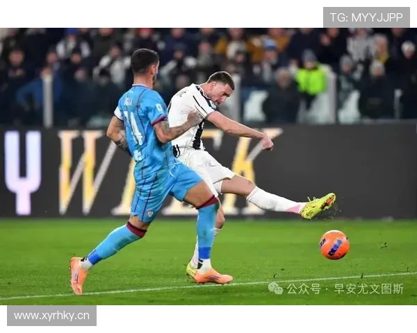 弗拉霍维奇 vs 劳塔罗：技术与终结的前锋对比